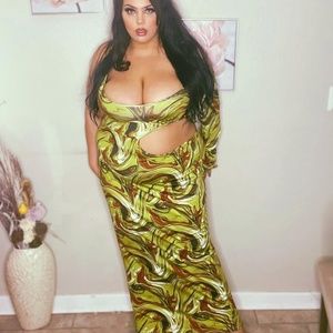 Gaya Cutout Maxi Dress Size 3X from Fashion to figure